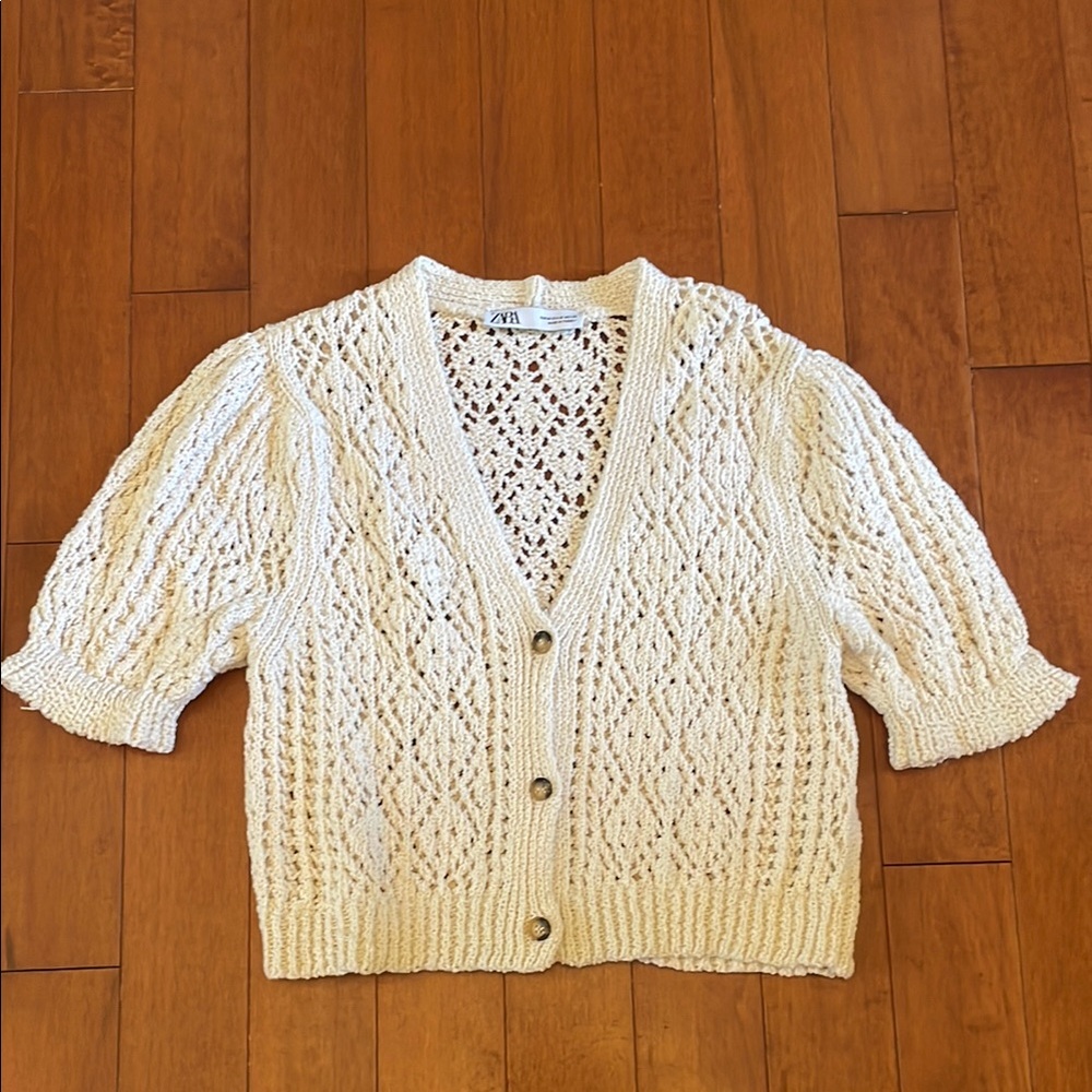 Zara Women's Cream Button-Up Cardigan